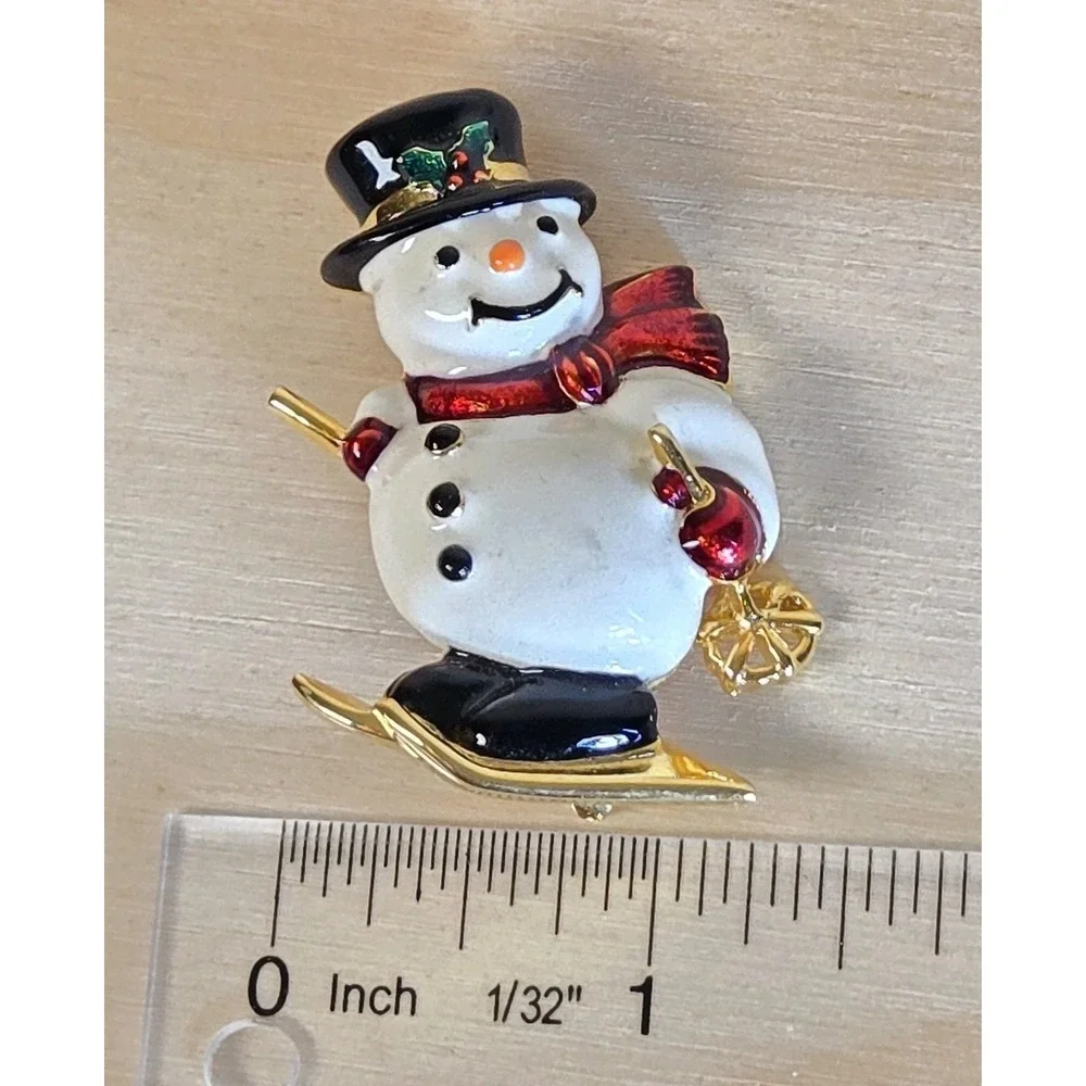 Vtg Joan Rivers Enamel Snowman Skiing Gold Tone Brooch HTF Holiday Christmas Pin